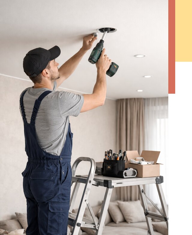 Установка и монтаж точечных светильников в натяжной потолок в Саранске от 1896 руб. | ОТДЕЛОЧНИК-Срн